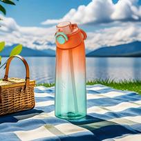 Sportinis vandens butelis su šiaudeliu,  900 ml apelsino + vieno kvapo priedas