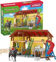 SCHLEICH Farm World 42485 Arklidžių rinkinys su arklidėmis, 2 arkliais, 5 kitais gyvūnais, 2 ūkininko figūrėlėmis, kalneliu, sėjamąja ir priedais, dovanų idėja vaikams, ūkio žaislas nuo 3 metų, 82 dalys
