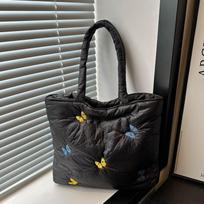 Soft Quilted Women's Purse Tote Underarm Bag Large Capacity Commuter Ladies Handbags Butterfly Embroidery Female Shoulder Bag 37.5x9.5x29.5cm juoda