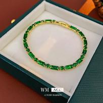 Auksu dengta smaragdo cirkonio apyrankė: Lengvas prabangumas, išskirtinis dizainas, aukščiausios klasės papuošalai. real gold plating žalia