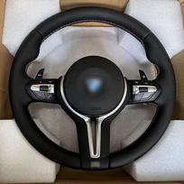 Odinis E-sporto vairas BMW E90 E91 E92 E93 E70 E71 E72 E53 E89 E84 E81 E87 E82 E88 Vairas M3 leather (No airbag) juoda