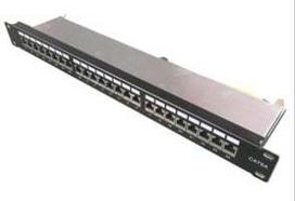 Komutacinė panelė 19\'\' 1U LK-PP-013-B (FTP Cat.6, 24 prievadai, DUAL IDC, T568A/B, Krone & 110, su kabelių laikikliu)