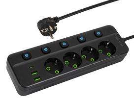 PS-450M maitinimo prailginimo kabelis su 4 lizdais, 2xUSB+USB-C, 5m, juodas, 3x1mm