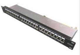 Komutacinė panelė 19'' 1U LK-PP-013-B (FTP Cat.6, 24 prievadai, DUAL IDC, T568A/B, Krone  110, su kabelių laikikliu)