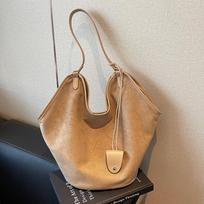 Women's Large-Capacity Retro Shoulder Tote - High-Value Autumn Fashion for Commuting chaki