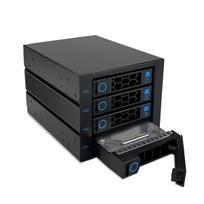 FANTEC WR-NVMeU.2-C3141 U.2/SAS/SATA pagrindinė plokštė 4× 3,5"/2,5" NVMe/SSD/HDD, 3X 5,25" modulio įdėklui, duomenų jungtis per SFF8654 ir SFF8643, 80mm ventiliatorius gale, juoda.