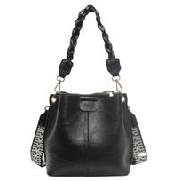 2025 Autumn/Winter Retro Crossbody Bucket Bag – Large Capacity, Trendy Niche Underarm Handbag One Size kava