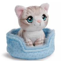 Nici Green: Dryžuota pliušinė katytė krepšelyje - 12 cm