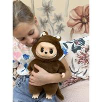 Didelis pliušinis Labubu monsters žaislas su dovanų dėžute - rudas, 45cm