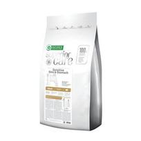 NATURE'S PROTECTION Superior Care Skin  and  Stomach Adult Small Lamb – sausas šunų maistas – 10 kg