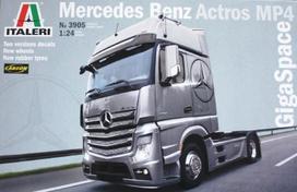 Italeri Mercedes‑Benz Actros MP4 GigaSpace 1/24 plastikinis surenkamas modelis
