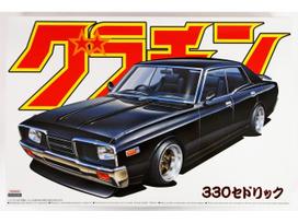 Aoshima Grand Champion Nissan Cedric/Gloria 330 1/24 surenkamas modelis