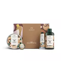 The Body Shop Medium Shea Giftset kūno priežiūros rinkinys (kūno sviestas, 200 ml + dušo kremas, 250 ml + rankų balzamas, 30 ml + lūpų sviestas, 10 ml)