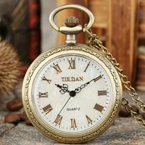 Vintage Bronze Quartz Pocket Watch with Roman Numerals, Round Alloy Case,World-Time Feat Exquisite Clock for Men and Women bronza