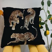 Leopardo rašto pagalvių užvalkalai ant sofosTinka sofai automobiliui miegamojo dekoratyvinis užvalkalas pagalvei pagalvės užvalkalas 16x16Inch