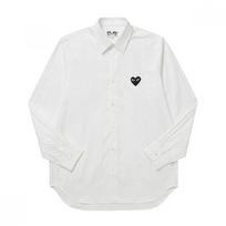 Comme DeS Gar OnS Play Black Heart Wappen Men S Shirt P1b004 2 AX-B004-051 2 (L)