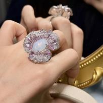 Exquisite Full Zirconium Flower Ring, High-End Elegant Light Luxury Petal Finger Ring Opening adjustable