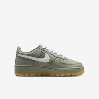 Nike Air Force 1 LV8 3 - Dydis 37.5 (HQ1911-300 Laisvalaikio batai)