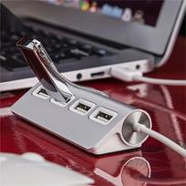 Aliumininis USB 3.0 skirstytuvas su 4 jungtimis.