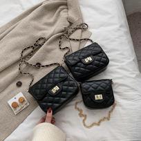 Small bag women's popular new trendy shoulder versatile messenger fashion diamond chain bag Small juoda