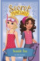 Secret Princesses: Seaside Fun Book 19
