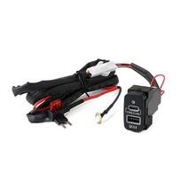 USB automobilinis greitas įkroviklis C tipo PD + A tipo lizdas Mitsubishi Outlander Lancer EX Pajero Sport ASX V73 V93 V97 telefonų įkrovimui CHINA juoda