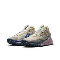 Nike Wmns React Pegasus Trail 4 GORE-TEX Smėlio spalvos Perlo Rožinė DJ7929-100 EU 35.5 perlas/kokosas