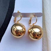Moterų mados rutulys - formos kabantys auskarai Bohemia Creative White / Golden Ball Drop auskarai Papuošalai Geriausia dovana draugui sidabro baltos spalvos