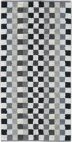 Cawo Rankšluostis Unique su šachmatų lentos dizainu antracito spalvos 50 x 100 cm