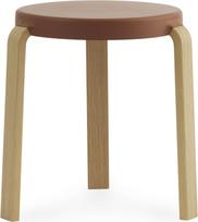 Normann Copenhagen Taburetė Tap su ąžuolinėmis kojomis karamelinės spalvos