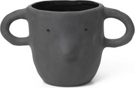 Ferm Living Gėlių vazono įdėklas Mus tamsiai pilkos spalvos 15 cm