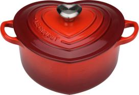 Le Creuset Kepimo indas Tradition Collection širdies formos vyšninės spalvos 20 cm