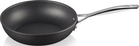 Le Creuset Keptuvė Le Creuset gilios formos iš nepridegančio aliuminio 24 cm