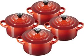 Le Creuset Kepimo ir serviravimo indas Mini Cocotte vyšnių spalvos 250 ml 4 vnt.