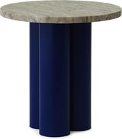 Normann Copenhagen Staliukas Dit Travertine Silver su mėlynomis kojomis