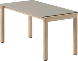 Muuto Kavos staliukas Couple lygus ant šviesaus ąžuolo kojų taupe spalvos 40 x 84 x 40 cm