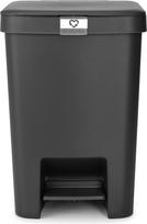 Brabantia Šiukšliadėžė su pedalu StepUp prekė perdirbta tamsiai pilkos spalvos 25 l