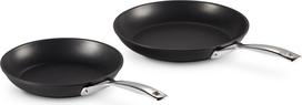 Le Creuset Keptuvės Le Creuset iš nepridegančio aliuminio 24 cm + 28 cm