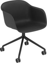 Muuto Fotelis ant ratukų Fiber Swivel su aliuminio kojomis juodos spalvos