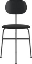 Audo Copenhagen Kėdė Afteroom Plus Atlošas iš juodojo ąžuolo odinė sėdimoji dalis juodos spalvos 80 cm