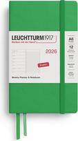 Leuchtturm 1917 Savaitinis planuoklis su linijiniu užrašų knygele kietu viršeliu Leuchtturm 1917 2026 EN A6, šviesiai žalias