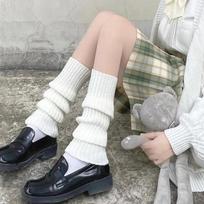 Gotikinės moteriškos dryžuotos kojų šildytuvės Juodos baltos Lolita Ilgos kojinės Megztos Japonijos žiemos kojinės Rankų čiurnų šildytuvės Plati kojų apsauga One Size gray