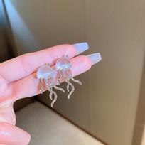 Korėjietiški mieli medūzos ilgo kutelio auskarai moterims Y2K cirkonio kristalo ilgi kabantys auskarai Kawaii lietaus debesiuko kabantys auskarai dovana