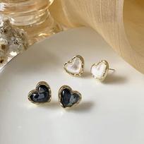Silver Needle Earrings, Chain, Daily Opaque Emerald Heart Black Pearl