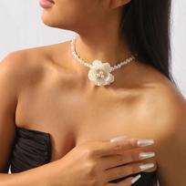 New Fashion Imitation Pearl Flower Neck Chokers Elegant Camellia Clavicle Chain Retro Romance Wedding Necklace Jewelry Gifts