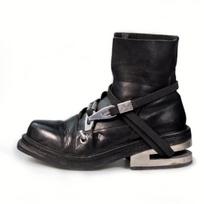 Madingi Juodi Vintažiniai Ankle Strap Lipimo Kabliukas Dekoratyvūs Trumpi Batai 2025 Rudens Naujiena Metaliniai Kulniukai Unisex Vidurio Blauzdos Chelsea Punk Batai 39