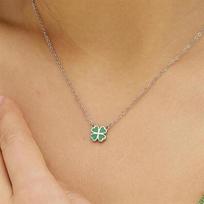 Collier - S'AGAPÕ - SCK252 - Nerūdijantis plienas 316L - Žalias emalis - Keturių lapų dobilas