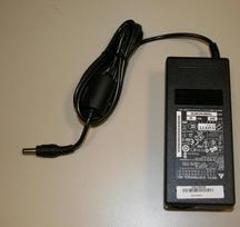 ASUS - Netzteil - 90 Watt - für K72F, K72JK, K72JR, K73E, K73SV (ADP-90SB, 04G266006040,04)
