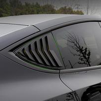 2 vnt. Automobilio galinio trikampio lango žaliuzės Triangulinis saulės skydelis Modifikuotas Tesla Model 3/Y Galinio lango žaliuzės Lipdukas ABS Šarko Žiaunos 3 Matte Black