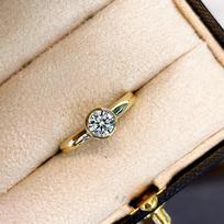 Light Luxury Simple 1 Carat Bubble Diamond Ring Inlaid With Eight Hearts And Eight Arrows High Carbon Diamond Small Versatile Round Diamond Ring no. 5
